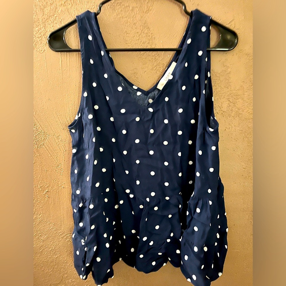 Loft sleeveless peplum style blouse